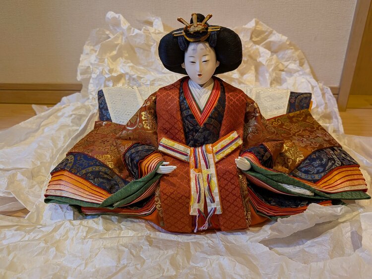 雛人形（美術品・骨董品）の商品画像 - 査定依頼日：2026年1月30日 - 最高査定価格：100,000円