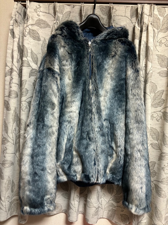 Supreme - Faux Fur Reversible Hooded Jac（古着・ファッション）の商品画像 - 査定依頼日：2025年9月30日 - 最高査定価格：23,000円
