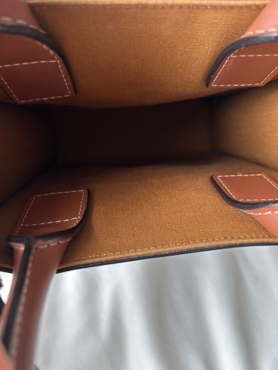 セリーヌ  （ブランドバッグ）の商品画像 - 査定依頼日：2026年3月3日 - 最高査定価格：85,000円