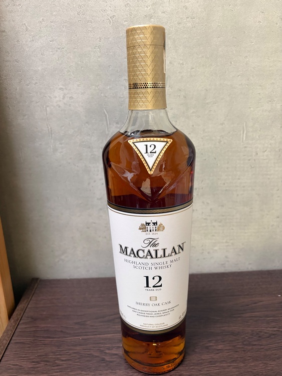 マッカラン12年　シェリーオーク（お酒）の商品画像 - 査定依頼日：2025年11月29日 - 最高査定価格：8,000円