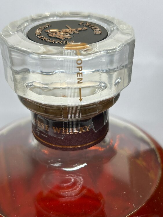 ウイスキー サントリー響 （お酒）の商品画像 - 査定依頼日：2024年9月24日 - 最高査定価格：67,000円