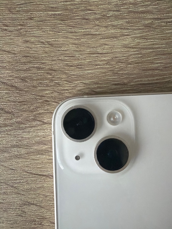 iPhone14 スターライト　（スマホ）の商品画像 - 査定依頼日：2025年11月5日 - 最高査定価格：54,000円