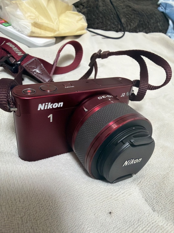 ニコンデジタルカメラnikon 1 J2（カメラ）の商品画像 - 査定依頼日：2026年5月19日 - 最高査定価格：8,000円