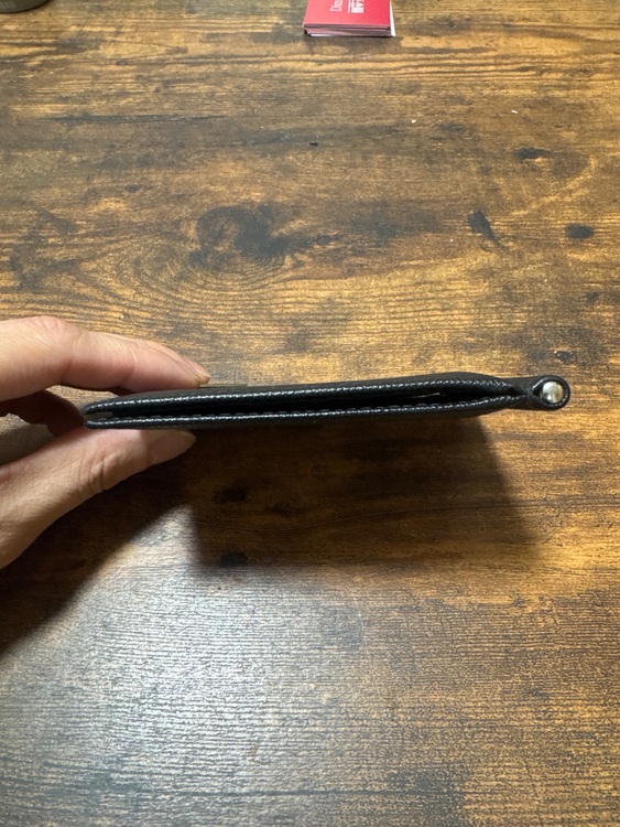 プラダ  （ブランドバッグ）の商品画像 - 査定依頼日：2025年6月5日 - 最高査定価格：1,000円