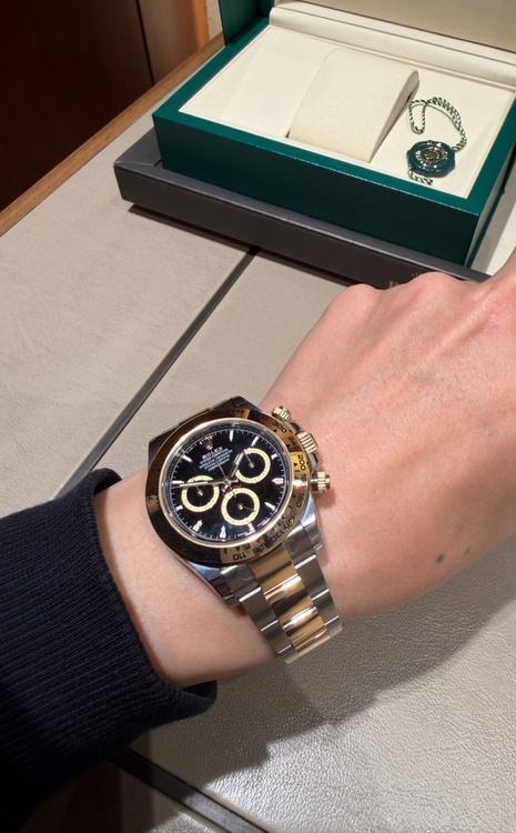 ロレックス デイトナ 12650（高級時計）の商品画像 - 査定依頼日：2026年2月23日 - 最高査定価格：4,450,000円