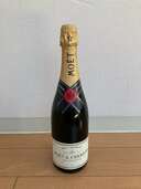 シャンパン モエ・エ・シャンドン （お酒）の商品画像 - 査定依頼日：2025年4月27日 - 最高査定価格：1,000円