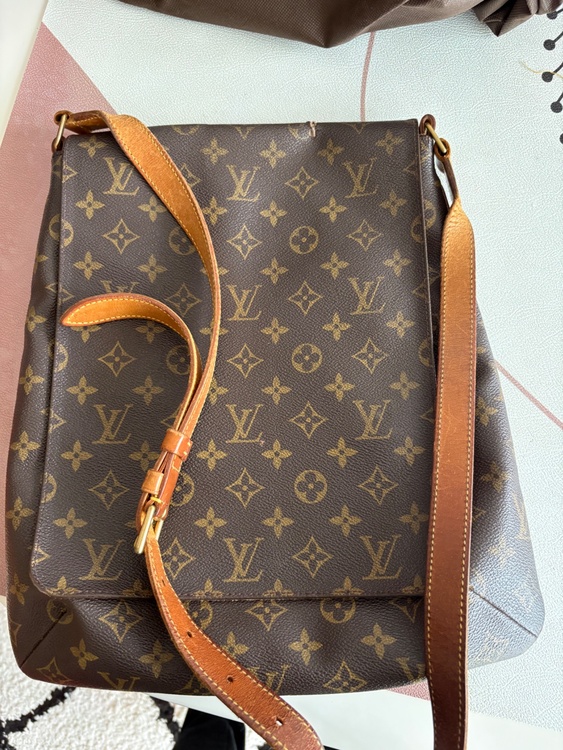 ルイヴィトン モノグラム （ブランドバッグ）の商品画像 - 査定依頼日：2026年4月24日 - 最高査定価格：70,000円