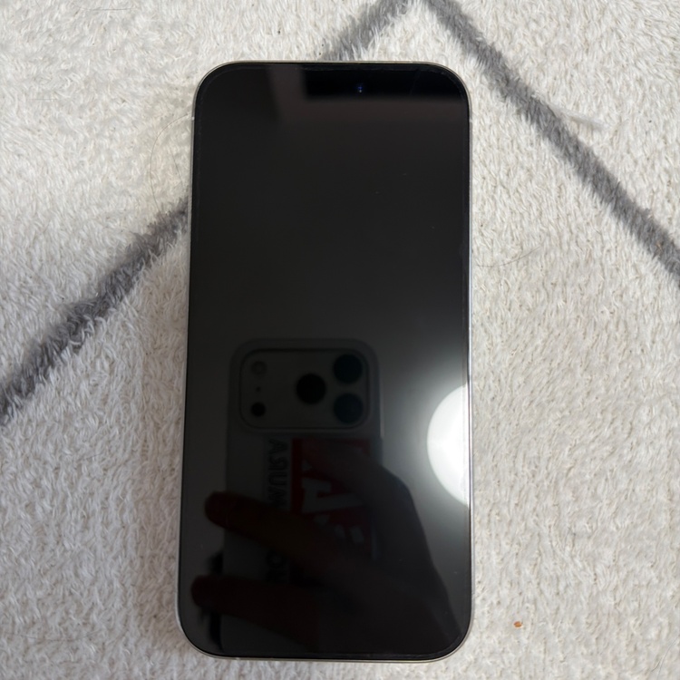 iPhone 15 Pro 128GB SIMフリー（スマホ）の商品画像 - 査定依頼日：2026年3月24日 - 最高査定価格：67,000円