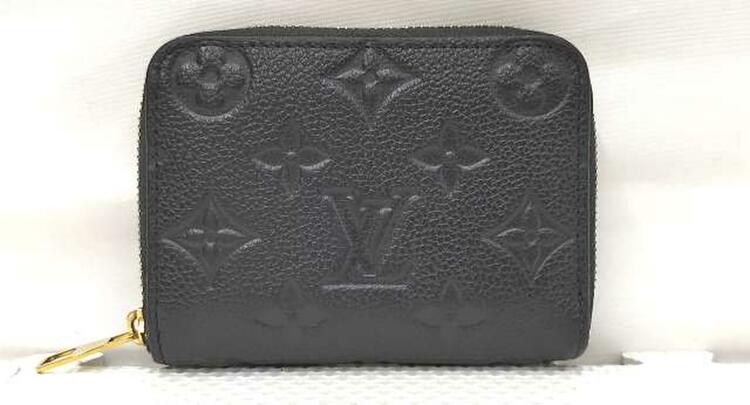 ノワールモノグラム・アンプラントジッピー・コインパース 黒（ブランド財布・小物）の商品画像 - 査定依頼日：2025年1月6日 - 最高査定価格：25,000円