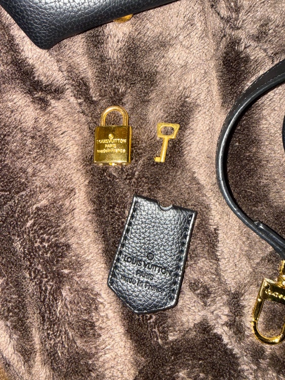 ネオアルマ PM（ブランドバッグ）の商品画像 - 査定依頼日：2026年2月9日 - 最高査定価格：220,000円