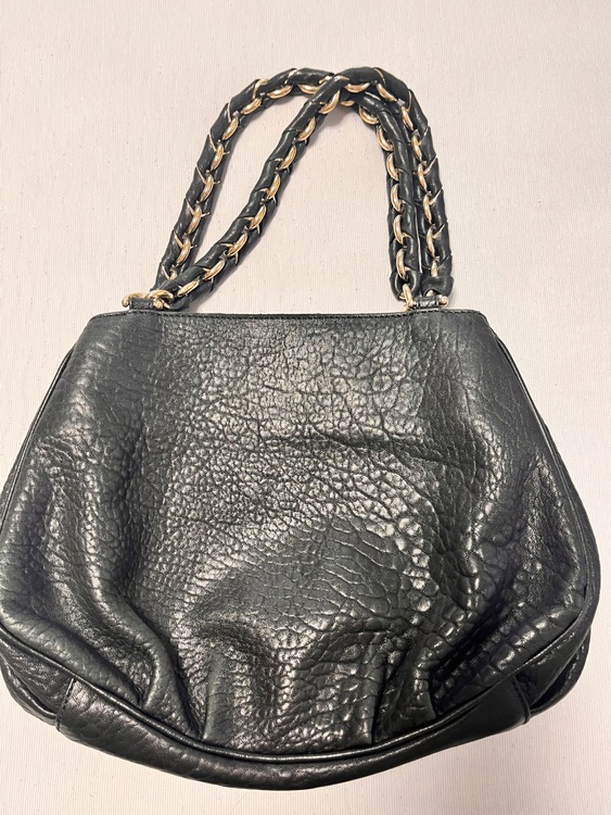 フェンディ  （ブランドバッグ）の商品画像 - 査定依頼日：2025年7月18日 - 最高査定価格：67,000円