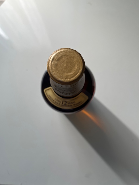 サントリー シングルモルト 山崎12年 700ml（お酒）の商品画像 - 査定依頼日：2026年4月25日 - 最高査定価格：21,400円