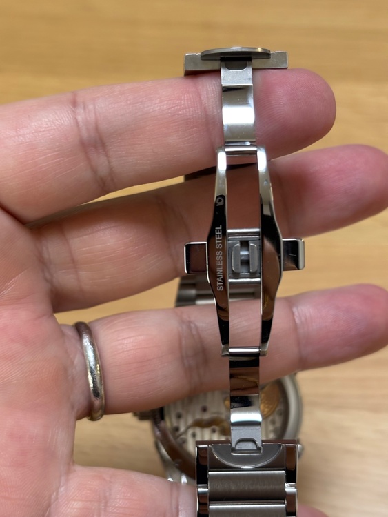 トンダ PF GMT ラトラパンテ（高級時計）の商品画像 - 査定依頼日：2025年12月5日 - 最高査定価格：1,600,000円