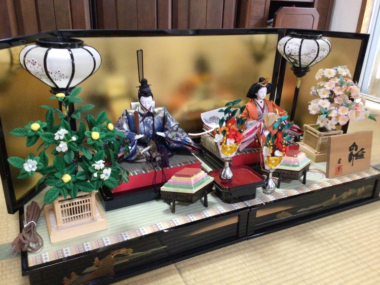 雛人形（美術品・骨董品）の商品画像 - 査定依頼日：2026年7月5日 - 最高査定価格：5,000円