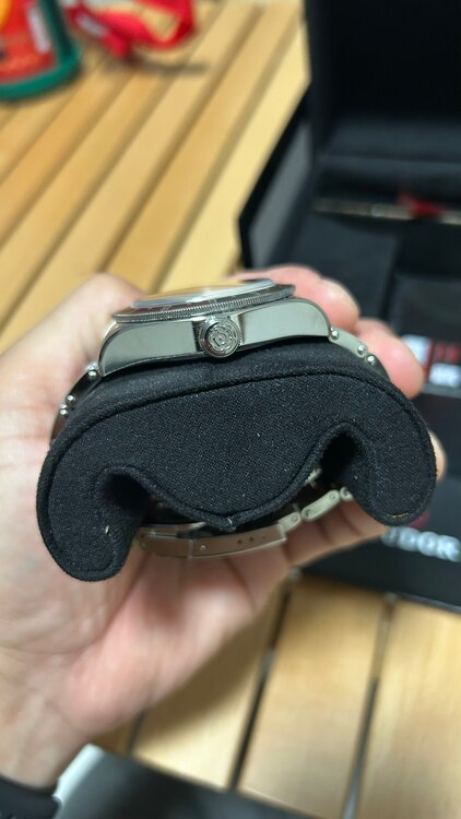 ブラックベイGMT（高級時計）の商品画像 - 査定依頼日：2025年3月26日 - 最高査定価格：400,000円