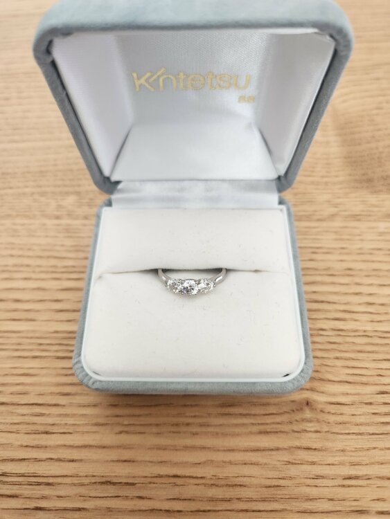 3石指輪（宝石）の商品画像 - 査定依頼日：2025年12月8日 - 最高査定価格：50,000円