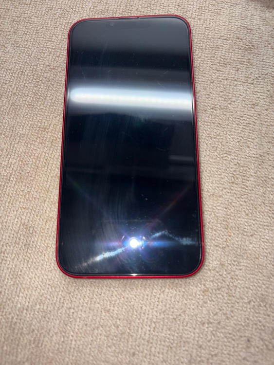 iPhone iPhone 13 128GB au（スマホ）の商品画像 - 査定依頼日：2026年6月26日 - 最高査定価格：36,500円