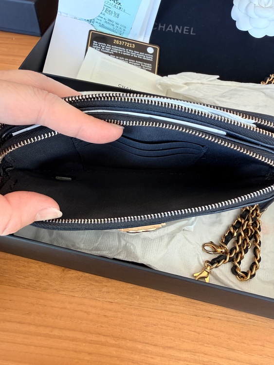 チェーンウォレット/A84069/ボーイシャネル/マトラッセ/ラムスキン/マット（ブランドバッグ）の商品画像 - 査定依頼日：2026年2月20日 - 最高査定価格：190,000円