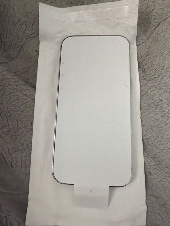 iPhone 14 Pro 256GB au（スマホ）の商品画像 - 査定依頼日：2026年3月31日 - 最高査定価格：98,000円