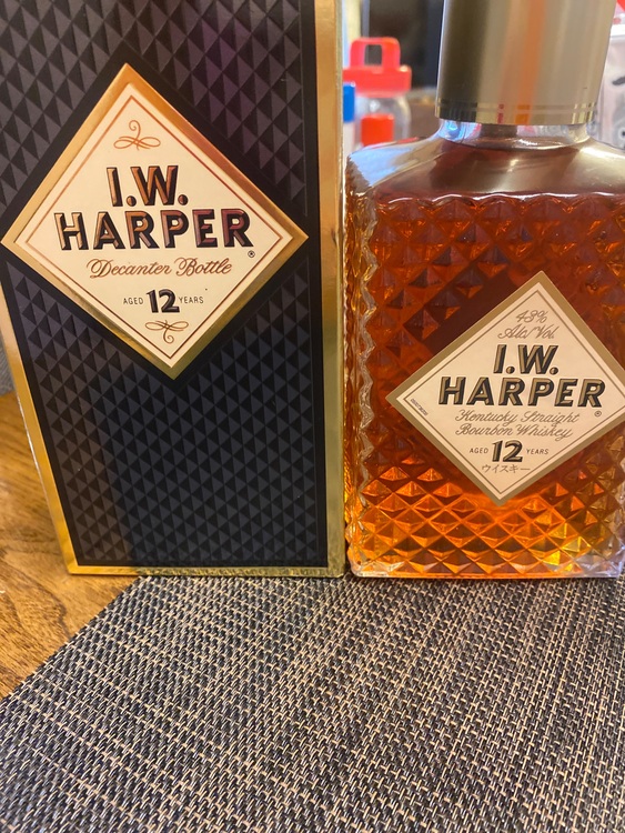 12年（お酒）の商品画像 - 査定依頼日：2025年10月5日 - 最高査定価格：4,000円