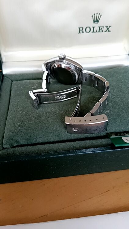 ロレックス パーペチュアルデイト 7916（高級時計）の商品画像 - 査定依頼日：2025年9月8日 - 最高査定価格：550,000円