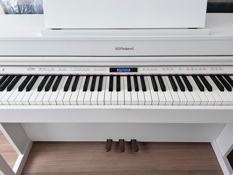 HP603-AWH（ピアノ・楽器・PA機材）の商品画像 - 査定依頼日：2026年2月8日 - 最高査定価格：18,000円