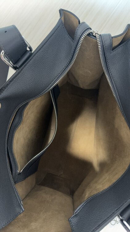 ロエベ　ホリゾンタルトートバッグ（ブランドバッグ）の商品画像 - 査定依頼日：2025年4月30日 - 最高査定価格：61,250円