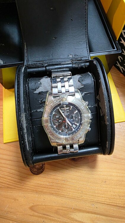 クロノマットB01（高級時計）の商品画像 - 査定依頼日：2026年3月20日 - 最高査定価格：420,000円