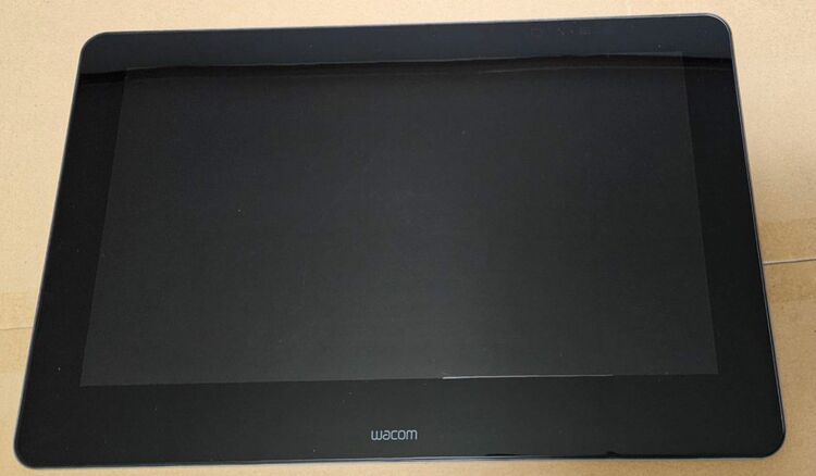 Cintiq Pro 16（DTH-1620/K0）（PC・タブレット）の商品画像 - 査定依頼日：2025年6月23日 - 最高査定価格：9,500円