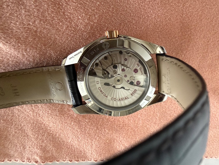 オメガ シーマスター 231.23.39.21.02.001（高級時計）の商品画像 - 査定依頼日：2025年11月5日 - 最高査定価格：760,000円