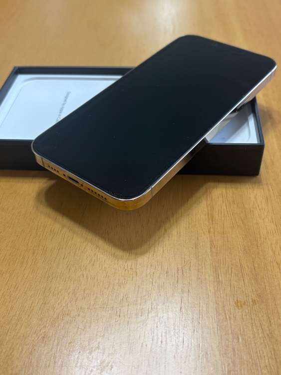 iPhone 13pro MAX 128G（スマホ）の商品画像 - 査定依頼日：2026年10月24日 - 最高査定価格：59,000円