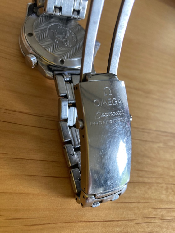 オメガ シーマスター プロフェッショナル300（高級時計）の商品画像 - 査定依頼日：2025年10月5日 - 最高査定価格：210,000円
