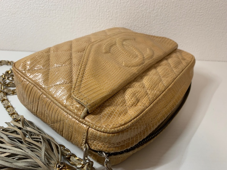 リザード　ベージュ（ブランドバッグ）の商品画像 - 査定依頼日：2026年3月18日 - 最高査定価格：160,000円