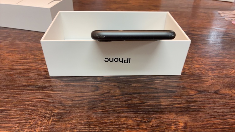 iPhone11 ブラック（スマホ）の商品画像 - 査定依頼日：2026年7月19日 - 最高査定価格：18,000円