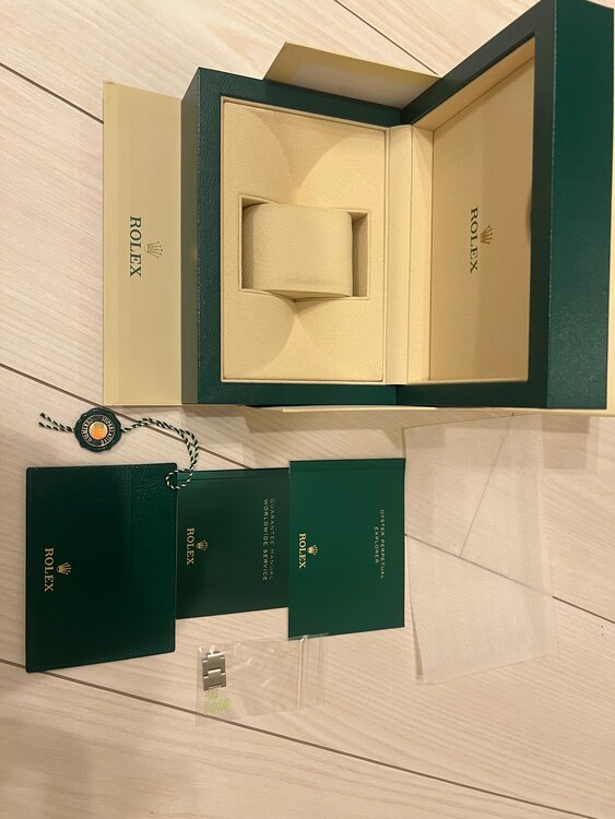 ロレックス エクスプローラー 12427（高級時計）の商品画像 - 査定依頼日：2025年5月29日 - 最高査定価格：1,110,000円