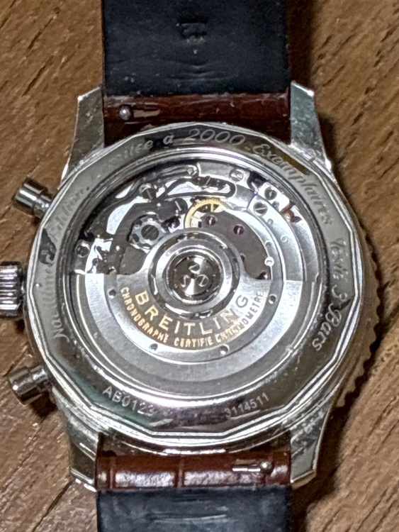 ブライトリング ナビタイマー Ab0123（高級時計）の商品画像 - 査定依頼日：2025年9月13日 - 最高査定価格：440,000円