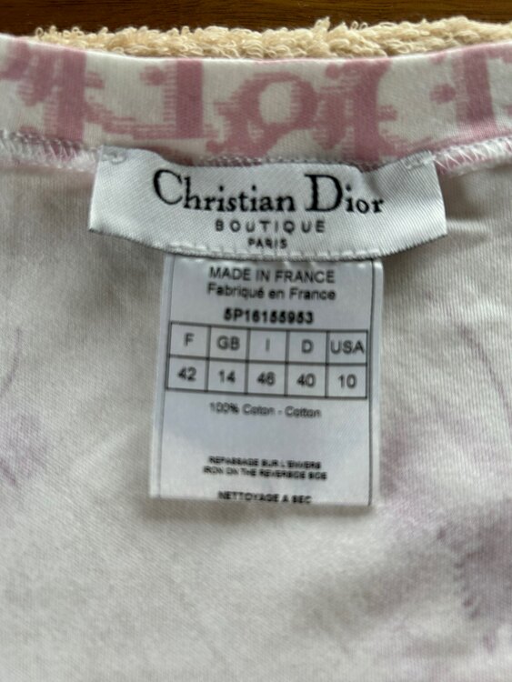 洋服（古着・ファッション）の商品画像 - 査定依頼日：2025年3月28日 - 最高査定価格：25,000円