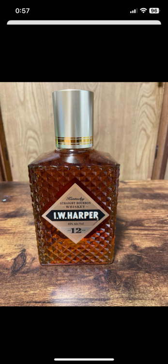 ウイスキー ＩＷハーパー （お酒）の商品画像 - 査定依頼日：2025年2月12日 - 最高査定価格：3,800円