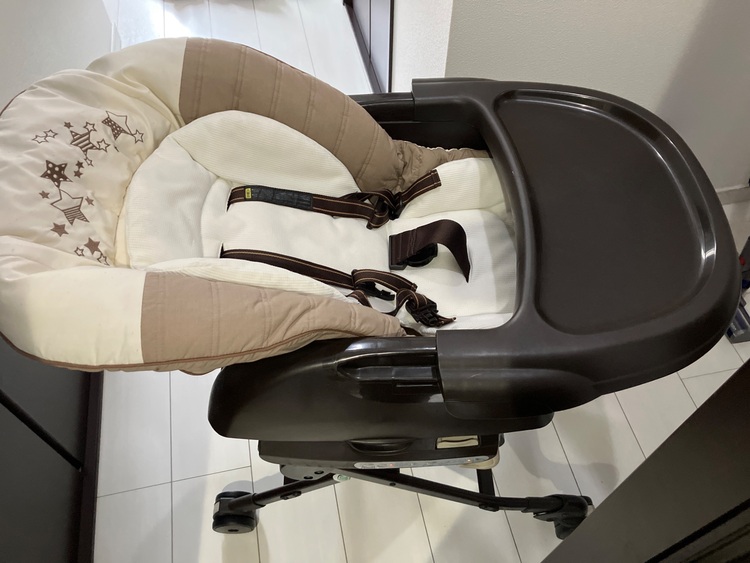 ベビーザラス限定combiネムリラAUTO（ベビー用品）の商品画像 - 査定依頼日：2025年6月12日 - 最高査定価格：500円