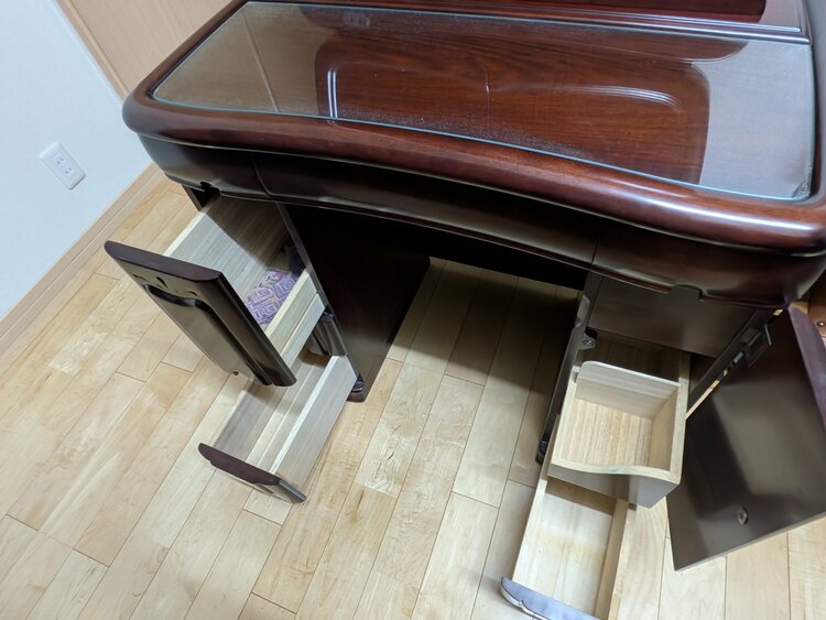 化粧台（家具・寝具）の商品画像 - 査定依頼日：2026年9月19日 - 最高査定価格：5,000円