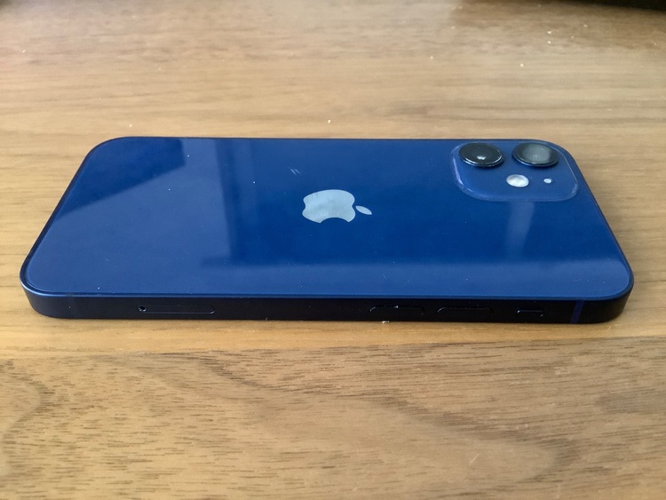 iPhone 12 mini 128GB SIMフリー（スマホ）の商品画像 - 査定依頼日：2025年8月27日 - 最高査定価格：26,000円