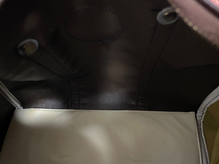 フェンディ  （ブランドバッグ）の商品画像 - 査定依頼日：2025年12月6日 - 最高査定価格：45,000円