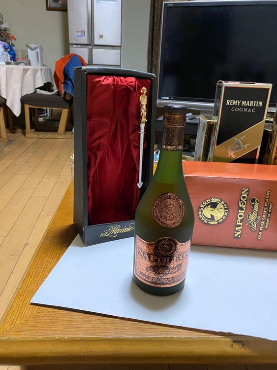 マキシム　ナポレオン（お酒）の商品画像 - 査定依頼日：2026年5月9日 - 最高査定価格：10円