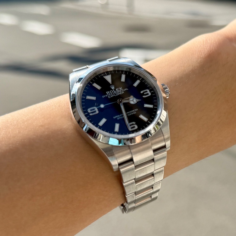 ロレックス エクスプローラー 12427（高級時計）の商品画像 - 査定依頼日：2025年12月23日 - 最高査定価格：1,300,000円