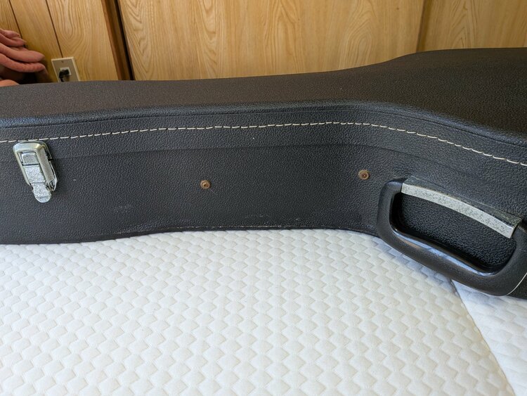 FG-401W（ピアノ・楽器・PA機材）の商品画像 - 査定依頼日：2026年3月24日 - 最高査定価格：10,000円