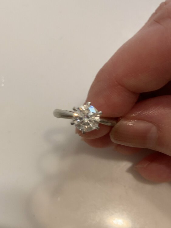 ダイヤモンドソリティアリング（宝石）の商品画像 - 査定依頼日：2026年3月3日 - 最高査定価格：600,000円