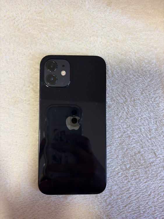 iPhone 12 128GB SIMフリー（スマホ）の商品画像 - 査定依頼日：2026年2月22日 - 最高査定価格：27,000円