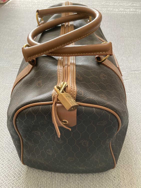 クリスチャン・ディオール ボストンバッグ（ブランドバッグ）の商品画像 - 査定依頼日：2022年10月21日 - 最高査定価格：20,000円