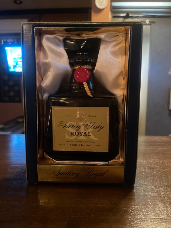 ロイヤル（お酒）の商品画像 - 査定依頼日：2025年8月28日 - 最高査定価格：1,000円