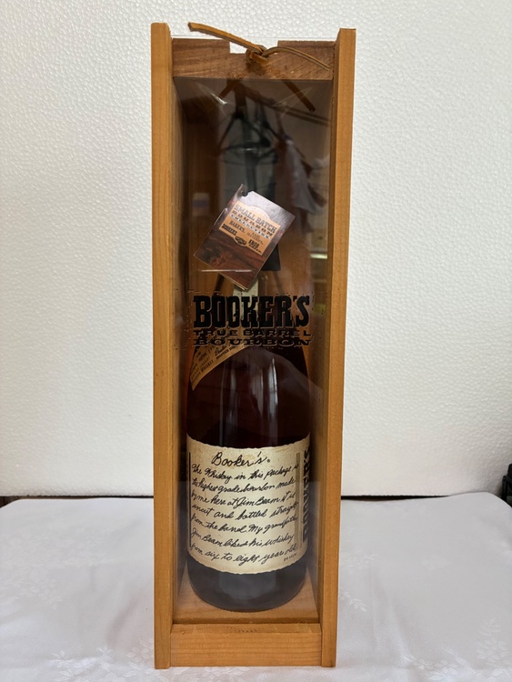 ウイスキー ブッカーズ （お酒）の商品画像 - 査定依頼日：2026年1月12日 - 最高査定価格：20,000円